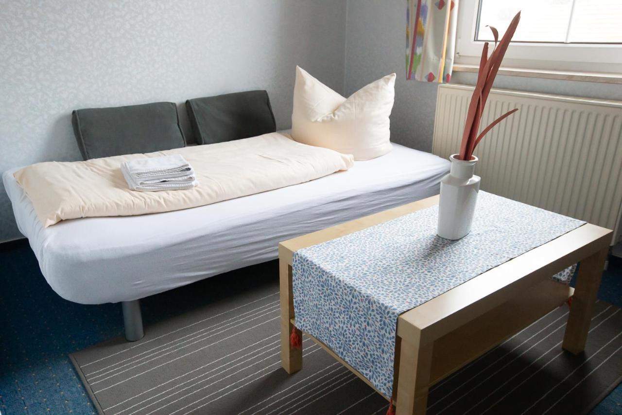 Hotel Schlosshof Dolgesheim Eksteriør billede