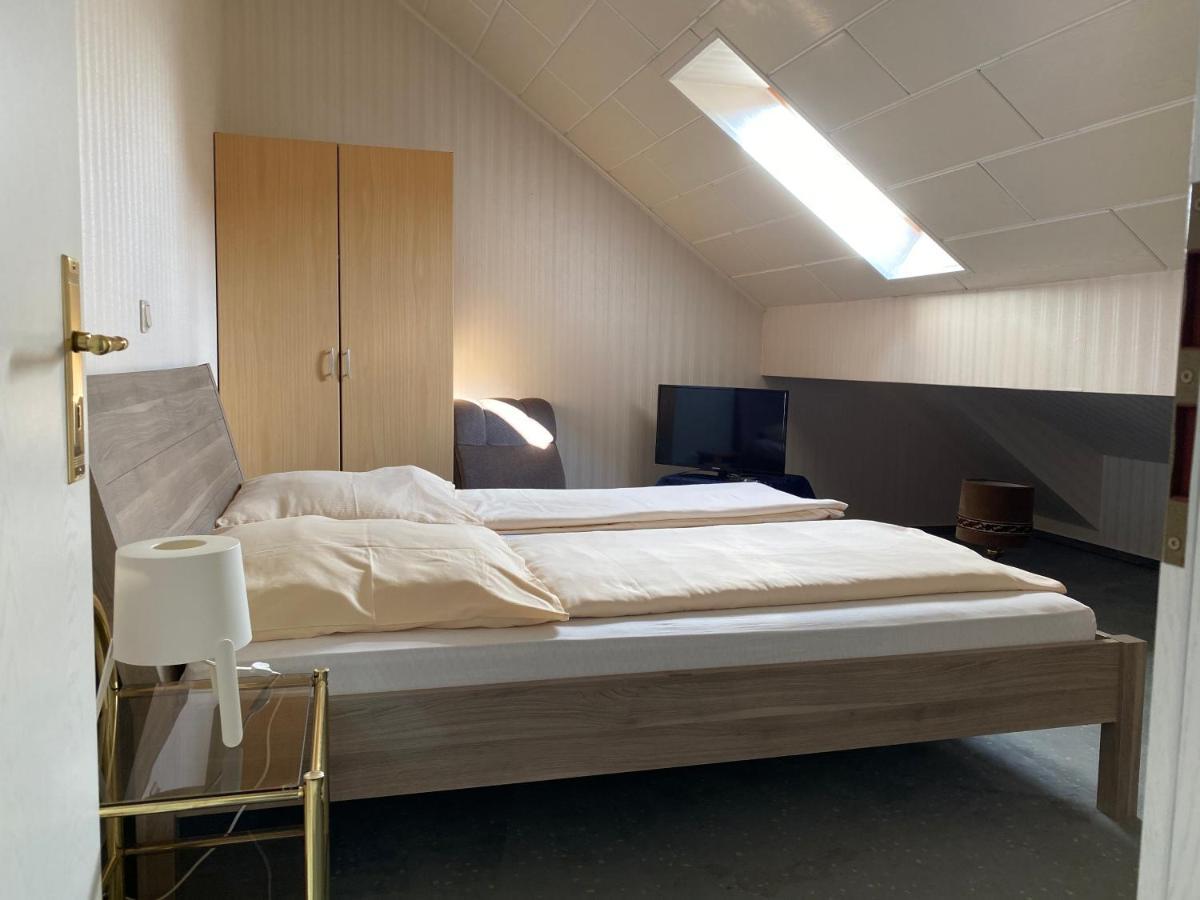 Hotel Schlosshof Dolgesheim Eksteriør billede